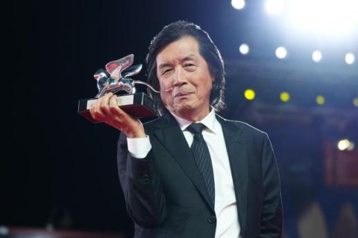 이창동 감독 가능한 사랑, 베니스영화제 은사자상 수상…韓영화 최초