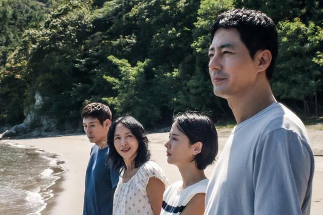 Lee Chang-dong takes Silver Lion 24 years after Oasis