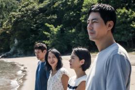 Lee Chang-dong takes Silver Lion 24 years after Oasis
