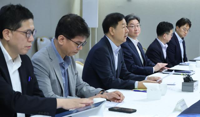 美 연준 금리 인상 가능성 고조…당국, F4 회의 등 대응 착수