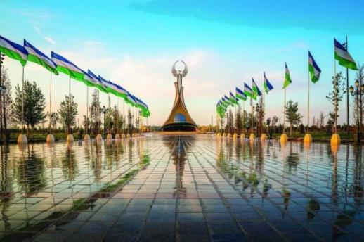 Uzbekistan bets on IT exports 10 years after scrapping dual exchange rate