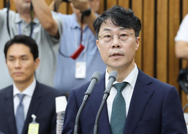김성수 대법관 후보자가 14일 국회에서 열린 국회인사청문특별위원회 인사청문회에서 인사말을 하고 있다 사진연합뉴스