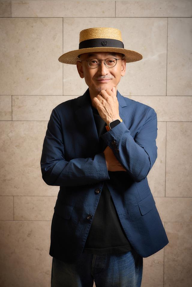 영화 아버지의 집밥 이준익 감독 사진레진스낵