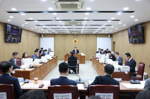 민선 9기 첫 추경·결산 통과…대구시의회 예결위, 12조 6000억원 규모 추경 원안 가결