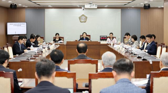 제371회 임시회 충남테크노파크 원장 인사청문특별위원회사진충남도의회