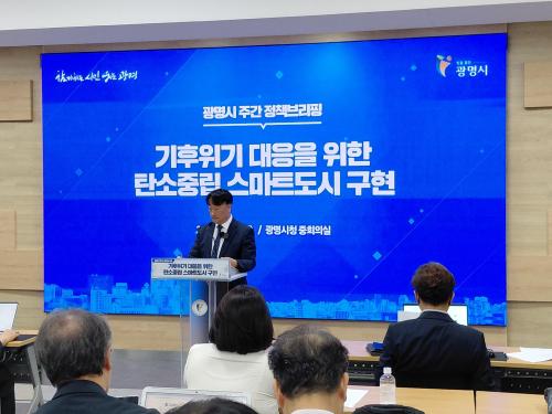 사진박재천 기자