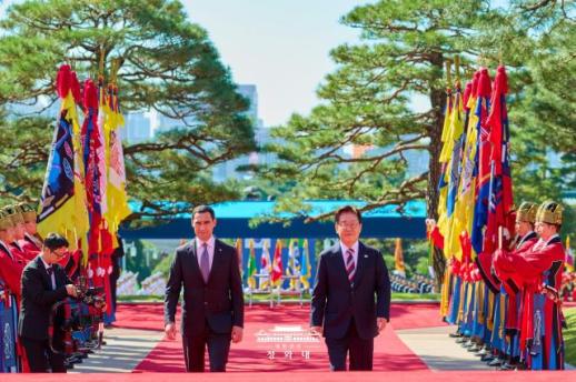 Korea, Turkmenistan broaden economic partnership at summit