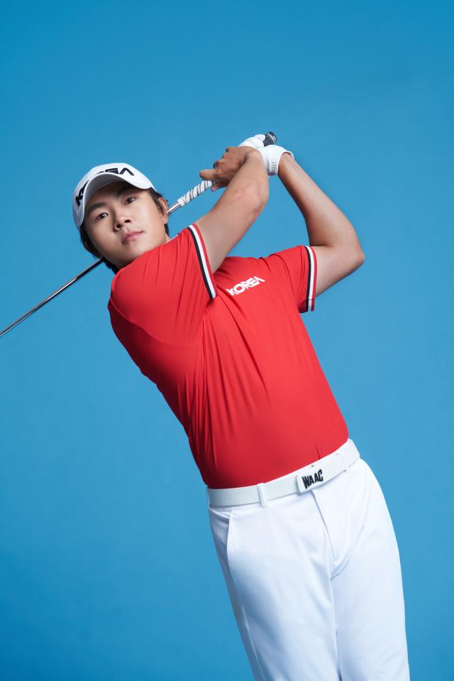 아시안게임 골프 국가대표로 출전하는 왁 김성현 후원 선수 사진코오롱FnC