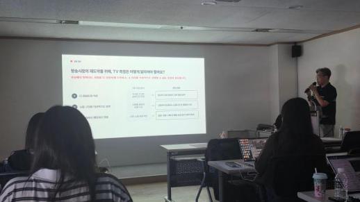 피지컬AI, 생활 속으로…中 유니트리 시총 71조원·韓 타워팰리스에는 경비로봇