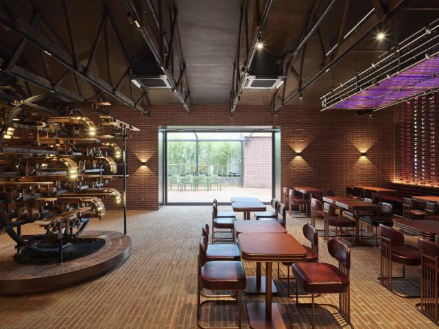 汉堡王再首尔圣水洞开设的旗舰店“Flameground”【图片来源】