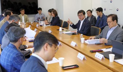 출판 분야 내년 예산 첫 600억원대 돌파…현장 의견 반영할 것  
