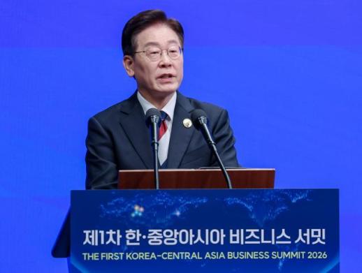 李대통령 한·중앙亞, 앞으로 30년 함께…서울 선언 채택