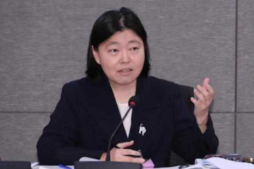 임은정, 김지용에 공개 질의...김학의 수사 당시 어떤 입장 밝혔나