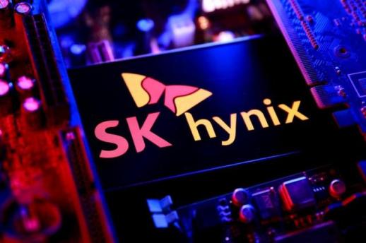 SKハイニックス、インテルとタッグ…米国で先端メモリの現地生産を推進