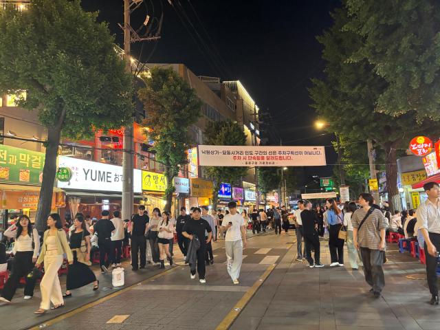 Seouls Jongno 3-ga named worlds coolest neighborhood by British magazine