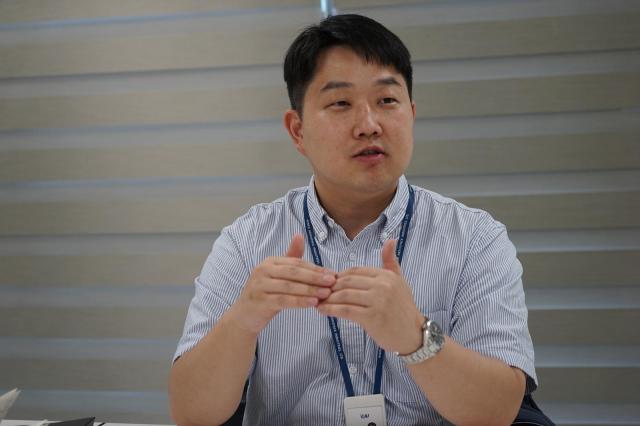 박용현 한국항공우주산업 우주사업개발팀장이 위성 영상 산업의 중요성을 강조하고 있다사진KAI