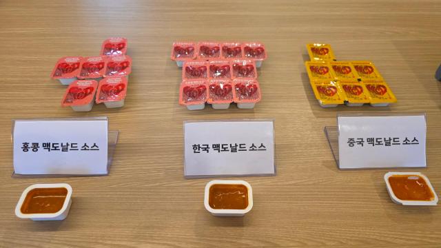 홍콩, 중국에서 출시되는 고추장 버터 디핑소스 [사진=김현아 기자]
