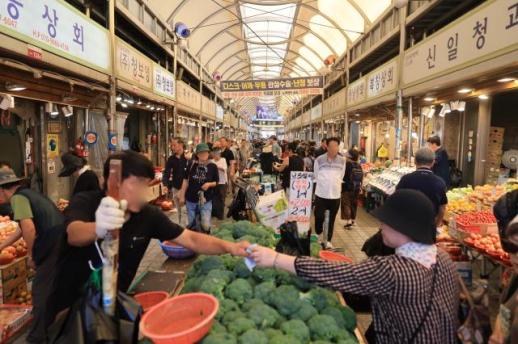 Koreas producer inflation reaccelerates toward 8% annual gain
