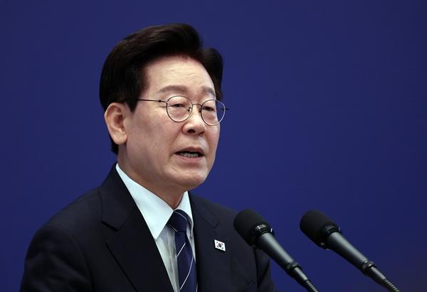 李대통령 연임 생각 전혀 없다…인사시스템 재점검