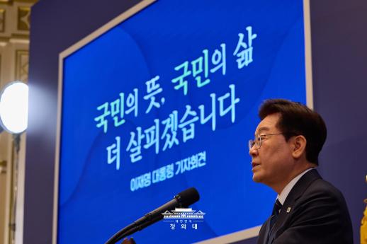 Koreas Lee rules out Gulf combat role, reelection bid