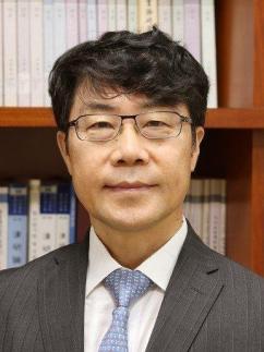 李대통령, 김성수 대법관 임명 재가…현 정부 첫 취임