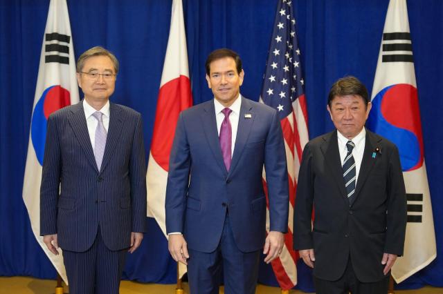 Korea, U.S., Japan reaffirm N.K. denuclearization, economic-security ties