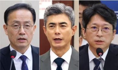 이 대통령, 이형일·강신철·홍지선 장관 임명안 재가