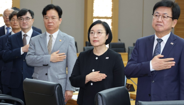 한성숙 총리실에 경찰개혁위·추진단 신설…檢개혁 마무리 단계
