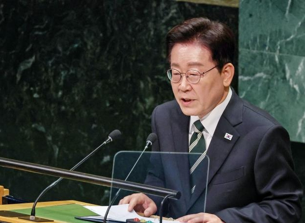 李대통령, 트럼프와 정상회담…핵잠·농축재처리·전작권 협력 논의