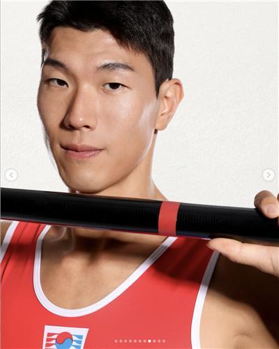 Park Hyun-soo conquista medalla de bronce en remo ligero masculino con una notable pérdida de peso de 15 kg