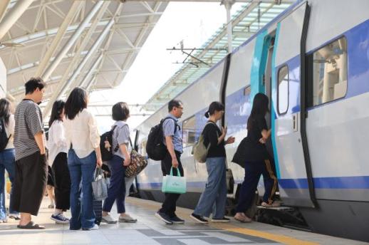 추석날 서해 섬 귀성 원활…인천 15개 항로 정상 운항