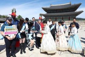 Cung điện cổ Seoul hút khách quốc tế, Gyeongbokgung đón 2,78 triệu lượt khách nước ngoài