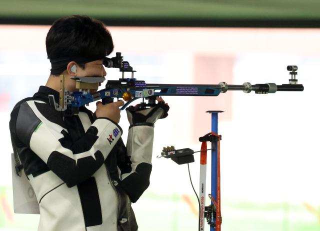 Corea del Sur gana medalla de bronce en carabina 50m tres posiciones por equipos en Aichi-Nagoya