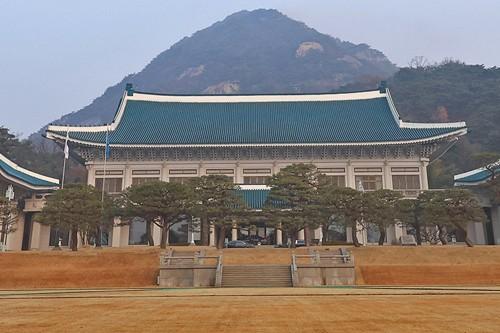 北포로 송환 공개에 우크라 내부서도 공방…젤렌스키 정치쇼 vs 합의 없었다