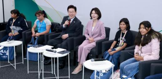 李대통령, 앵커리지로 출발…경유 후 서울 출발
