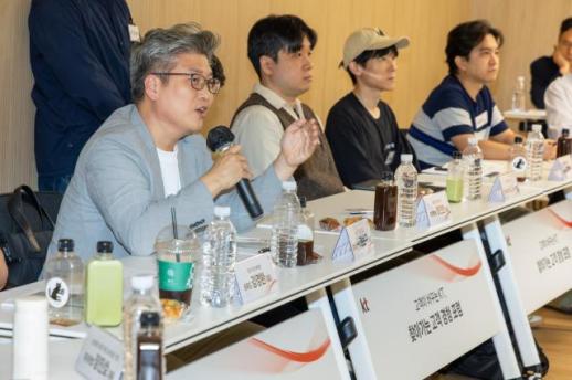 피지컬AI, 생활 속으로…中 유니트리 시총 71조원·韓 타워팰리스에는 경비로봇