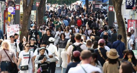 访韩外籍游客前8月突破1500万人次 中国游客同比增29%