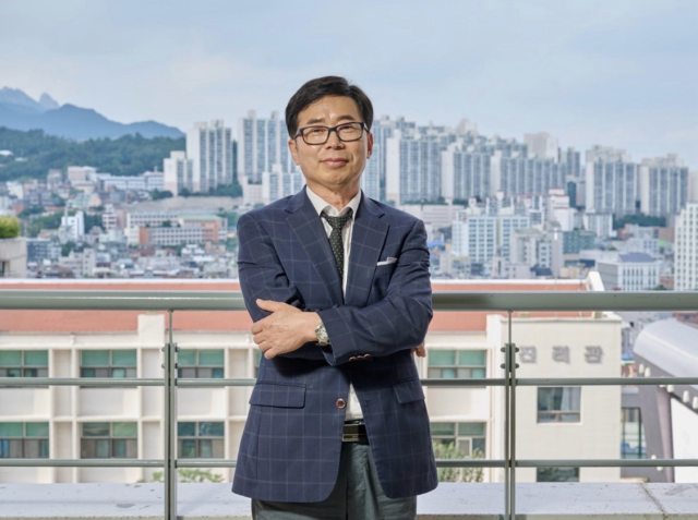 황동현 한성대학교 특임교수