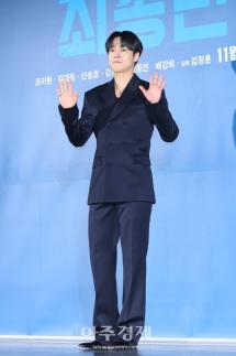 [포토] 강유석 두 손 활짝