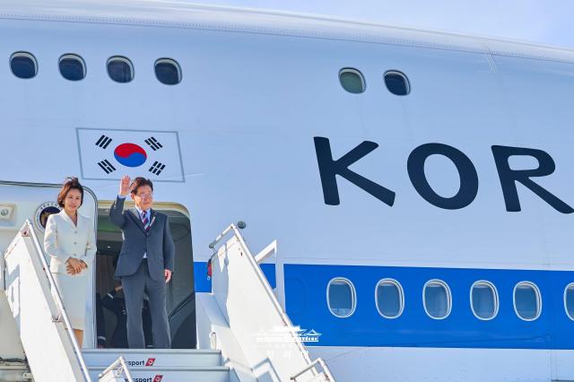 Lee urges faster nuclear submarine, hypersonic missile push