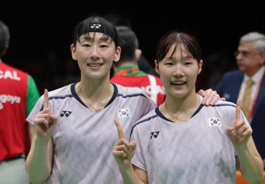 韩国组合白荷娜李绍希夺亚运会羽毛球女双金牌