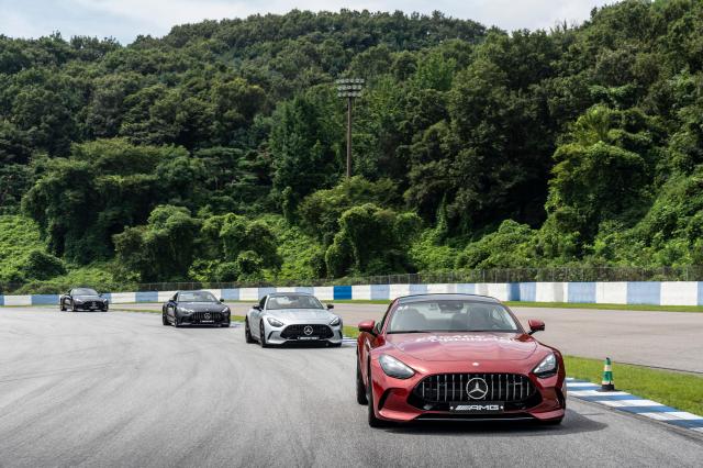 مرسيدس-AMG GT55 4MATIC+ صورة مرسيدس-بنز