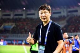 태국전 0-2 충격패 김상식호, 27연속 무패 마감...베트남팬들 "현재 수준 드러나"