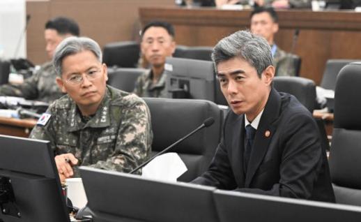 강신철, 해작사 찾아…적 도발 땐 주저 말고 단호히 대응