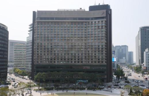 首尔广场酒店开业50年后暂停营业