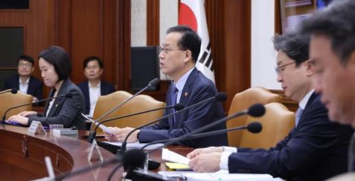 Lee Hyung-il: Crecimiento del 3% e ingreso per cápita de 40.000 dólares en perspectiva; movilización total de recursos para vivienda, empleo y finanzas populares