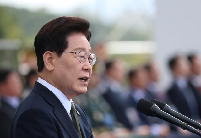 李대통령 2030년대 핵잠 건조…전작권 환수로 자주국방 마침표