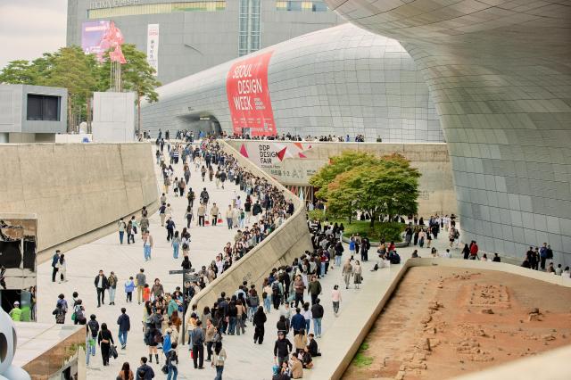 Semana del Diseño de Seúl abre el 14 de octubre conectando rutas de diseño en Dongdaemun, Seongsu y Yeonhui