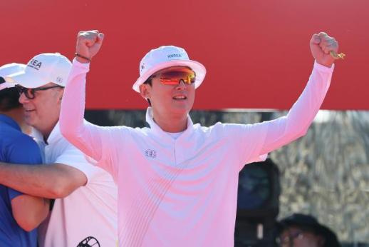 Kim Jong-ho se corona en tiro con arco compuesto masculino individual en los Juegos Asiáticos de Aichi-Nagoya