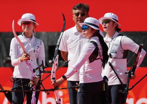 [아이치·나고야 AG] 女 양궁 리커브 단체전 은메달…인도에 발목 8연패 무산  